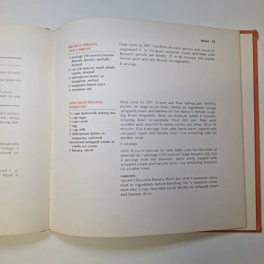 Betty Crockers Easy Oven Cook Book Meals Recipe 1973 Orange‎ Hardcover Dinner